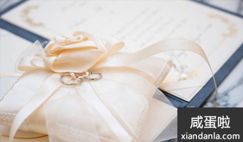 孩子户口在爸爸那边,能在妈妈这边上学吗